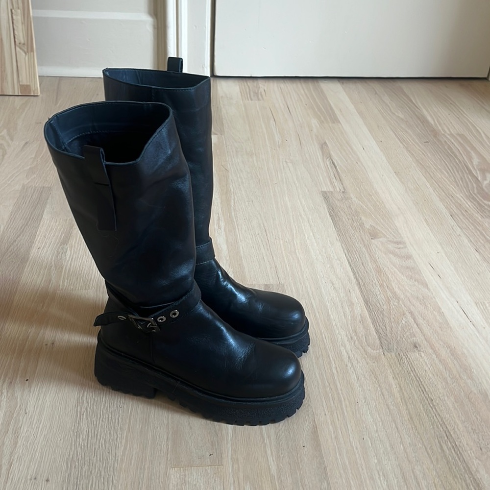 Steve Madden tall black boots